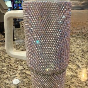 Simply Southern White and Silver rhinestone cup
